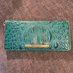 Brahmin wallet